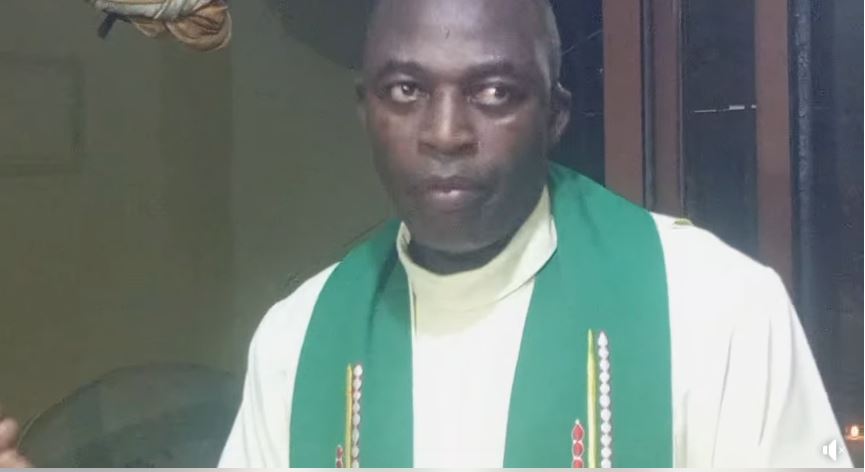 Messe dans la CEVB Saint Etienne de la paroisse Saint Louis Marie Grignion de Montfort