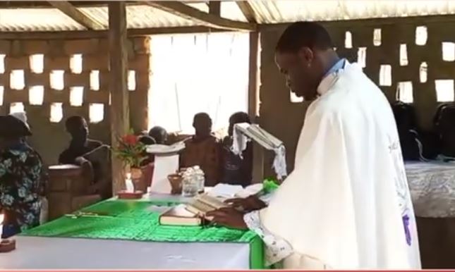 Vicariat apostolique de Makokou/tournées pastorales ; un souffle d&rsquo;Esperance pour les communautés rurales