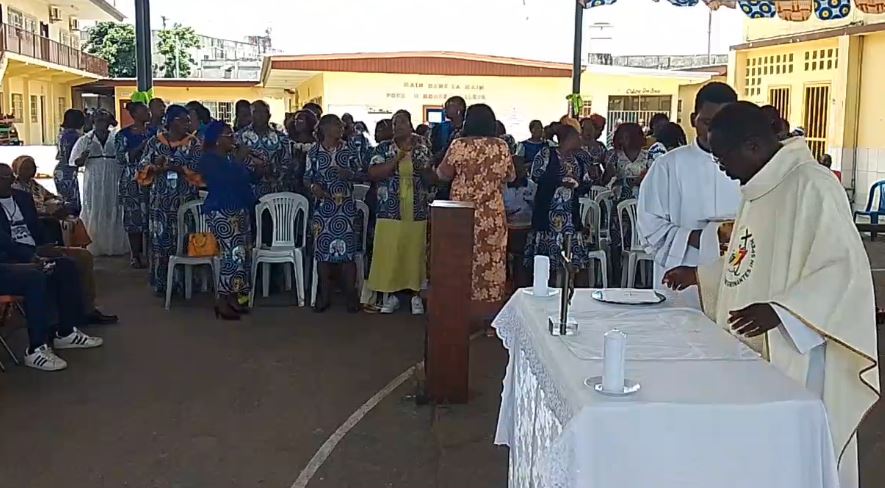 Diocèse de Port-Gentil/célébration de la journée nationale des enseignants