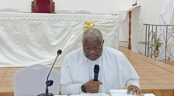 Tenue d&rsquo;une conférence à la paroisse Saint-Paul-Le-Bois