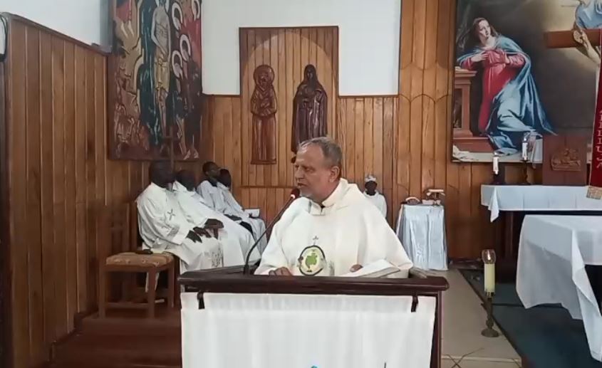 Messe de confirmation à la paroisse Notre-Dame de la Miséricorde de Cocobeach