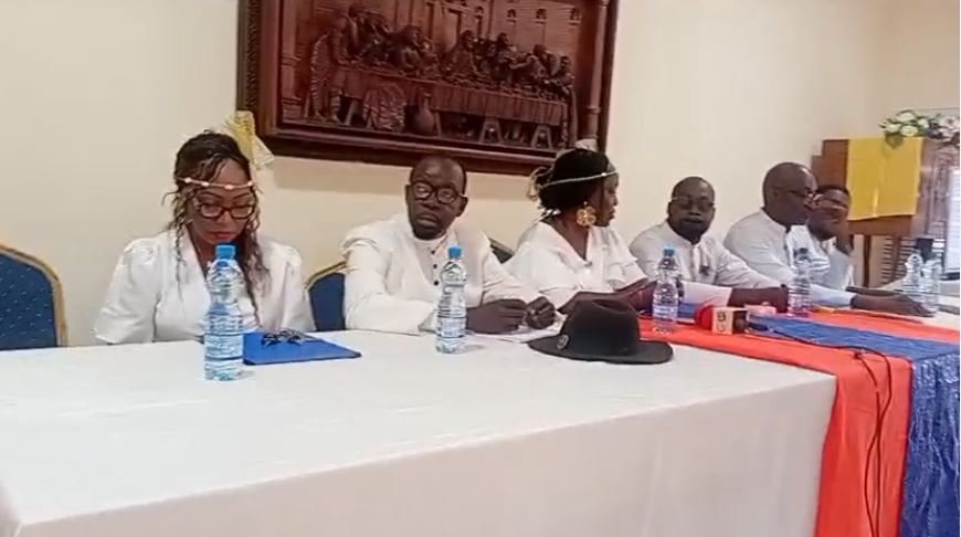 Conférence de presse de présentation du premier album de la chorale Sainte-Geneviève.