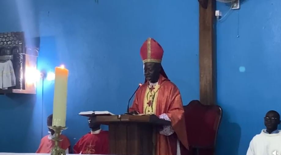 Diocèse de Mouila /célébration du sacrement de confirmation à la paroisse Saint-Augustin de Lebamba