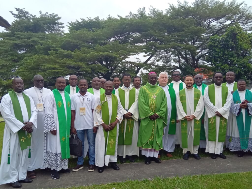 Libreville : Levée de rideaux du séminaire national de formation permanente des formateurs des petits et grands séminaires diocésains et interdiocésains du Gabon