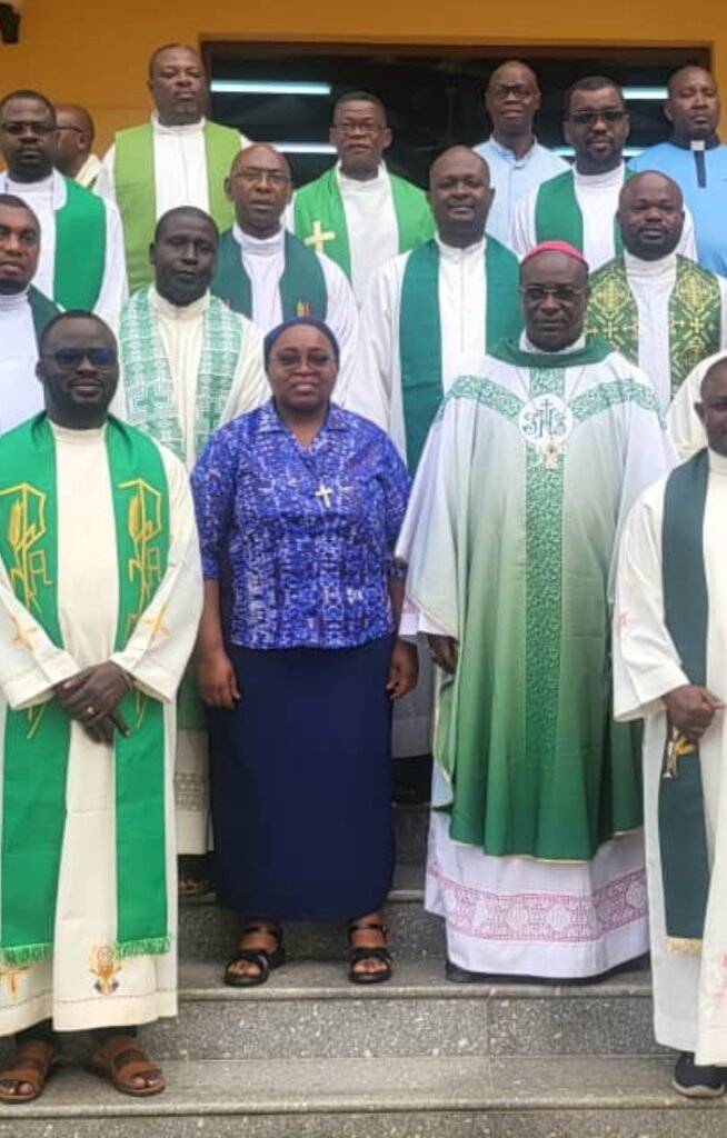 Qui est Sœur Marie Sidonie OYEMBO, CIC, prédicatrice de la retraite annuelle des Prêtres du diocèse de Franceville du 22 au 26 Juin 2026 dans la ville de Ngouoni ?