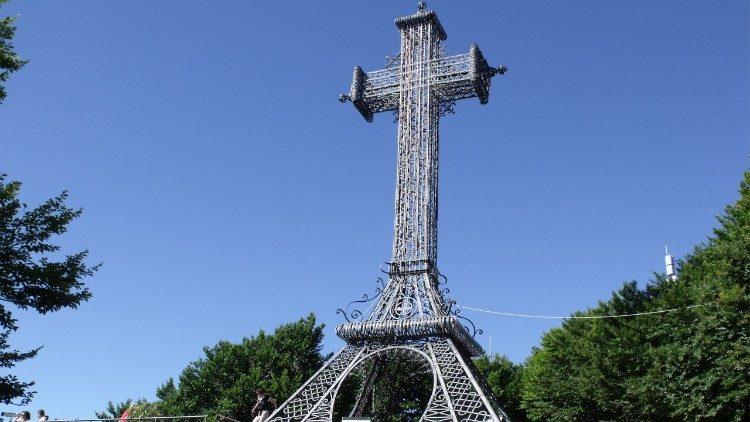 La croix de l’Amiata : une invitation à lever les yeux