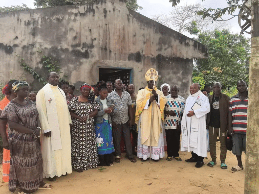 Diocèse de Franceville /Appel à la foi et à la préservation de la terre à Mboma
