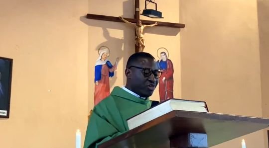 Diocèse de Mouila/ Messe d&rsquo;action de grâce et de départ en mission d l&rsquo;abbé Jespere MBADINGA