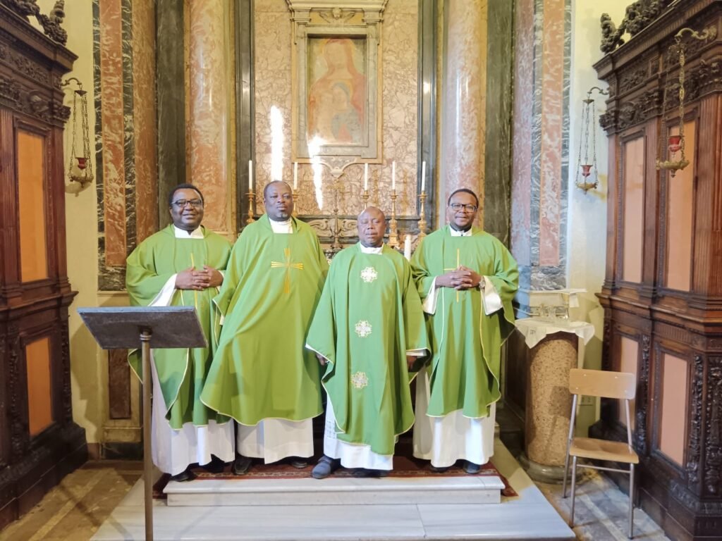 Pèlerinage des prêtres du  Gabon à Rome