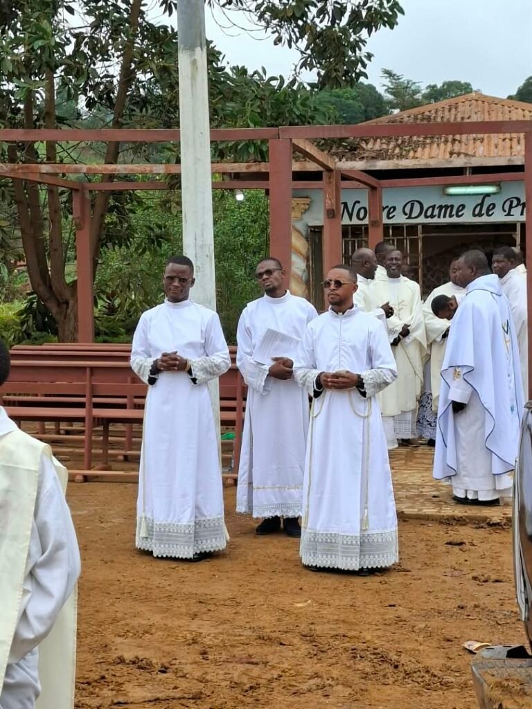Ordinations diaconales au Vicariat Apostolique de Makokou.