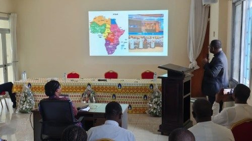 CÔTE D’IVOIRE : Le SCEAM lance un projet pilote pour mieux connaître l&rsquo;église en Afrique