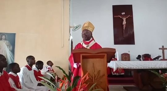 La paroisse Saint -Luc de Bikélé célèbre son jubilé de cristal