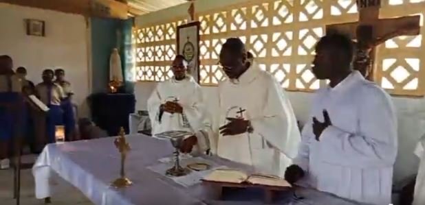 Diocèse d’Oyem/le séminaire Saint-Kisito place la rentrée scolaire sous le signe de la discipline