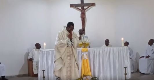 Médouneu: un nouveau vicaire présenté au peuple de Dieu